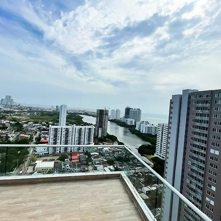 Piso 19 Mirador Oasis Costero Apartamento